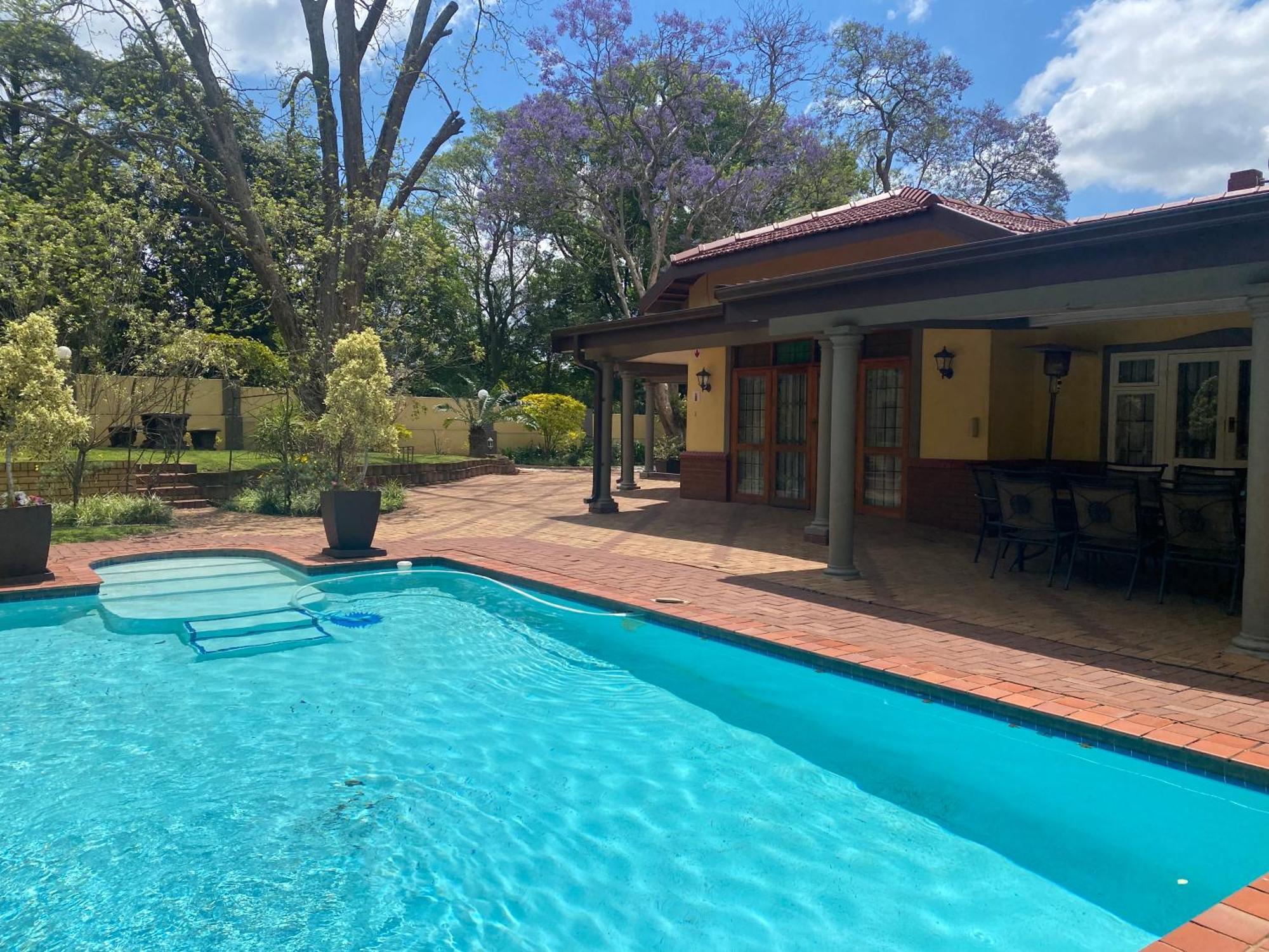 Madlula'S Guesthouse Pietermaritzburg Exteriör bild