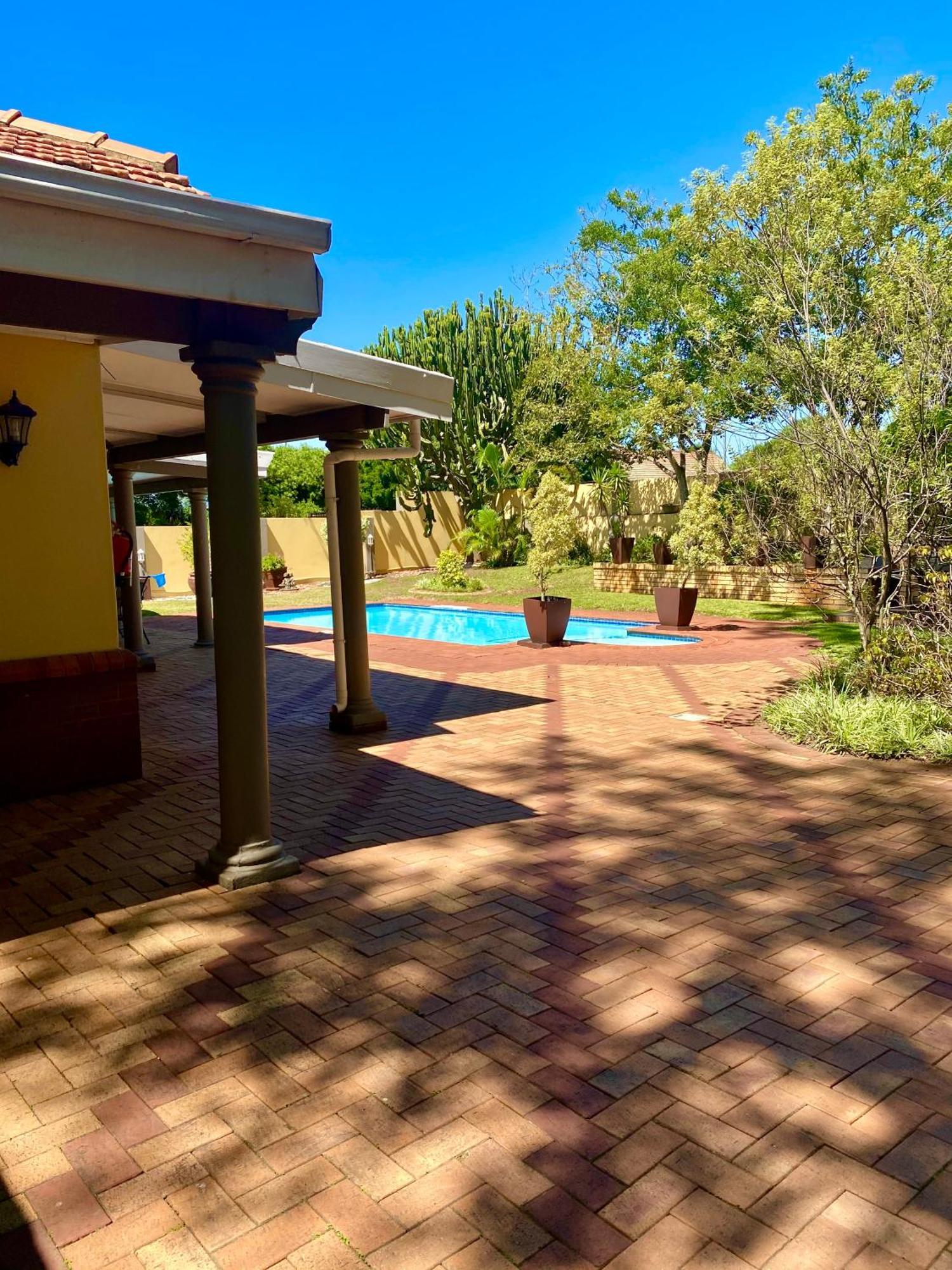 Madlula'S Guesthouse Pietermaritzburg Exteriör bild