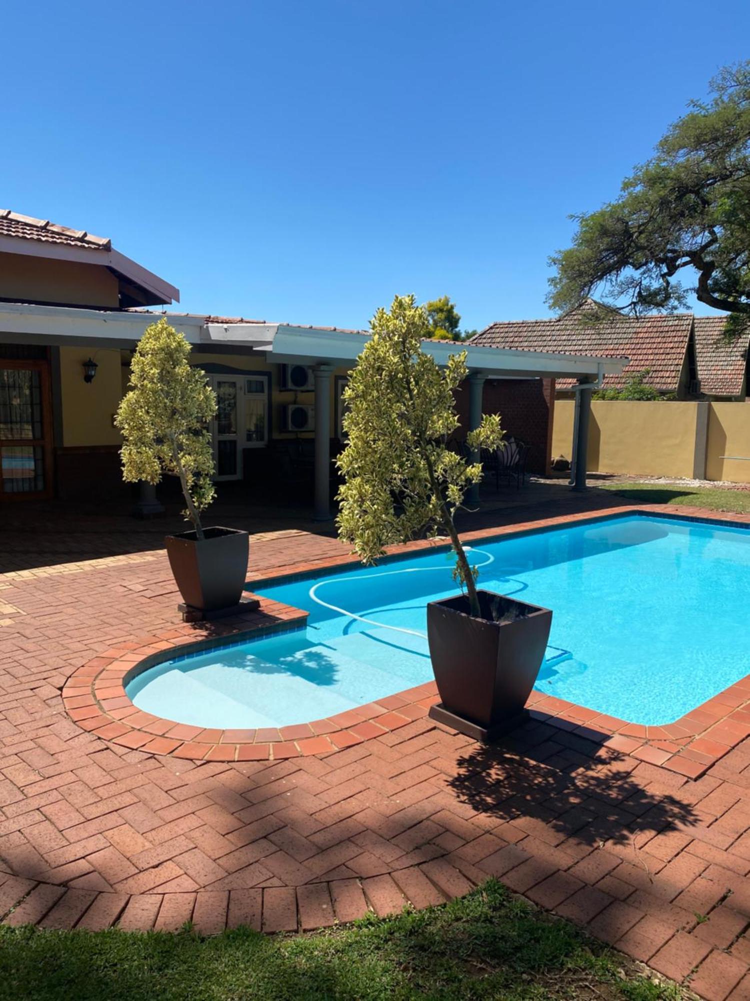 Madlula'S Guesthouse Pietermaritzburg Exteriör bild