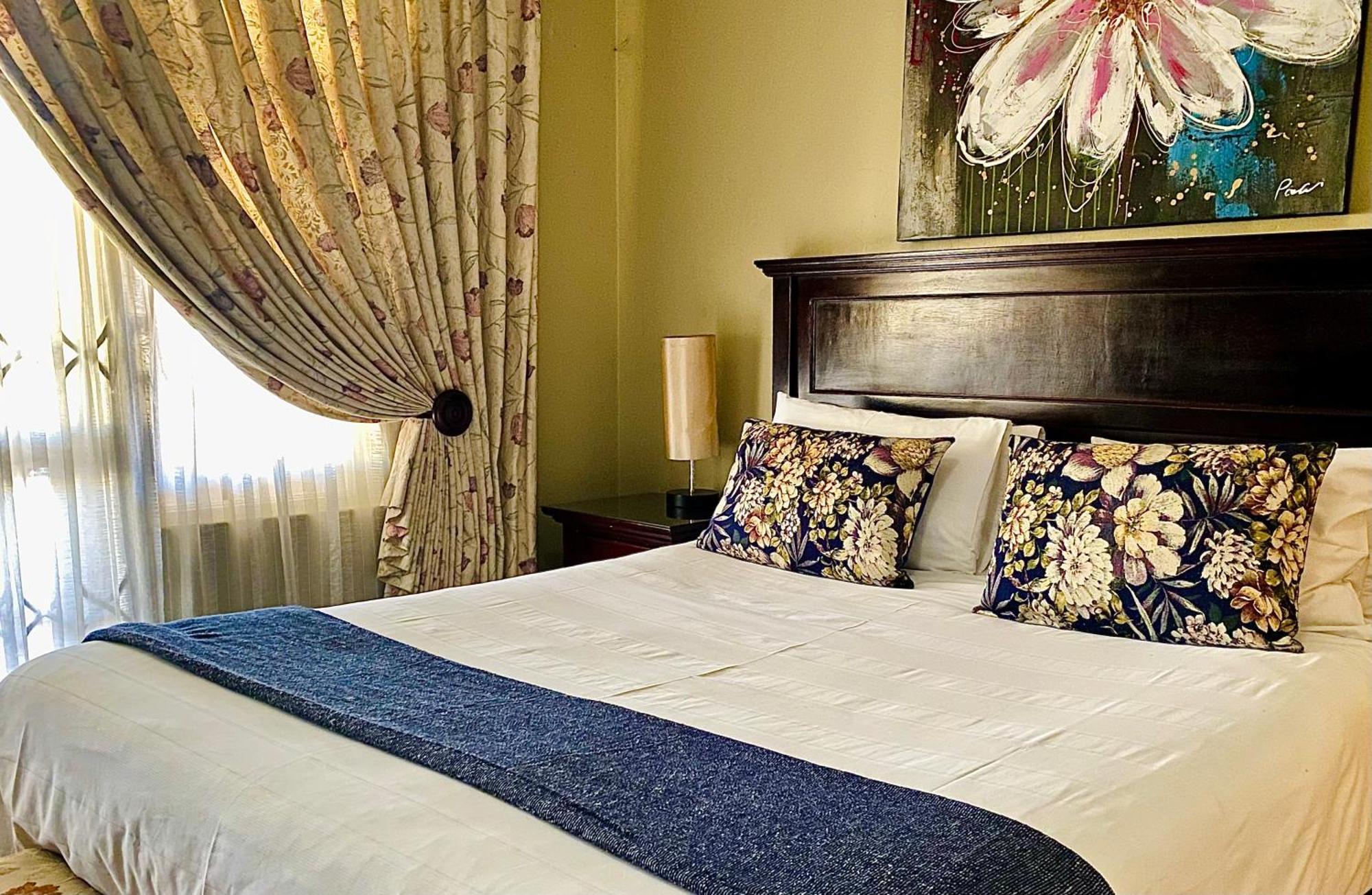 Madlula'S Guesthouse Pietermaritzburg Exteriör bild